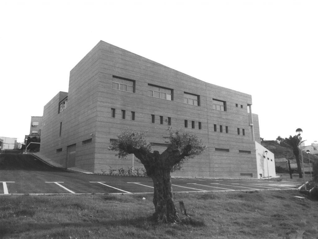 M1